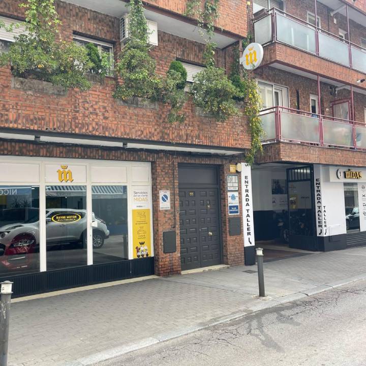 store-picture